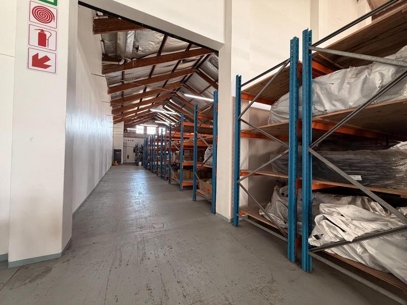 To Let Commercial Property for Rent in North End Eastern Cape